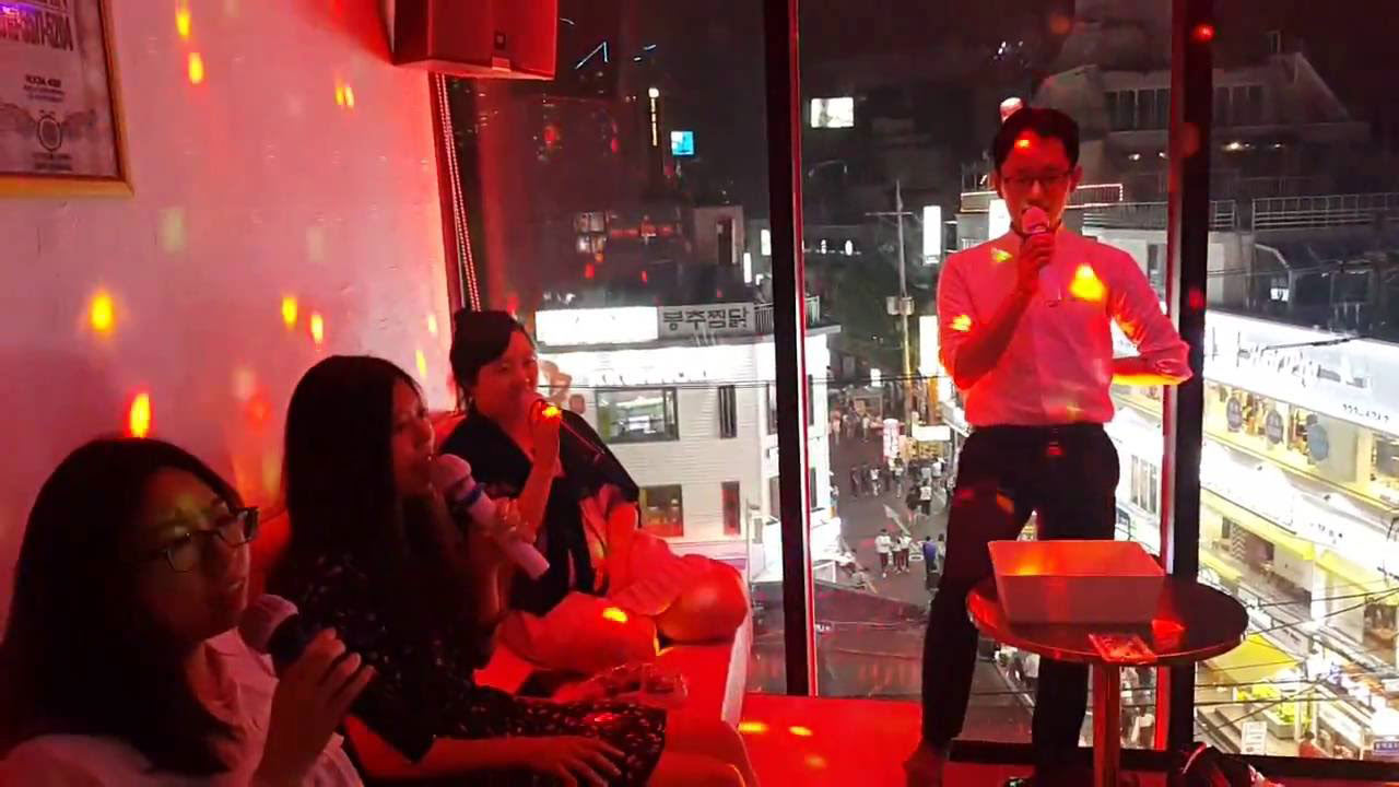 The hidden treasures of Gangnam: room salons and best karaoke bars for an unforgettable evening by Hong Jin-young